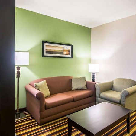 Comfort Suites Amarillo Exterior photo